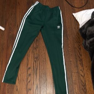 women’s size small adidas originals  joggers